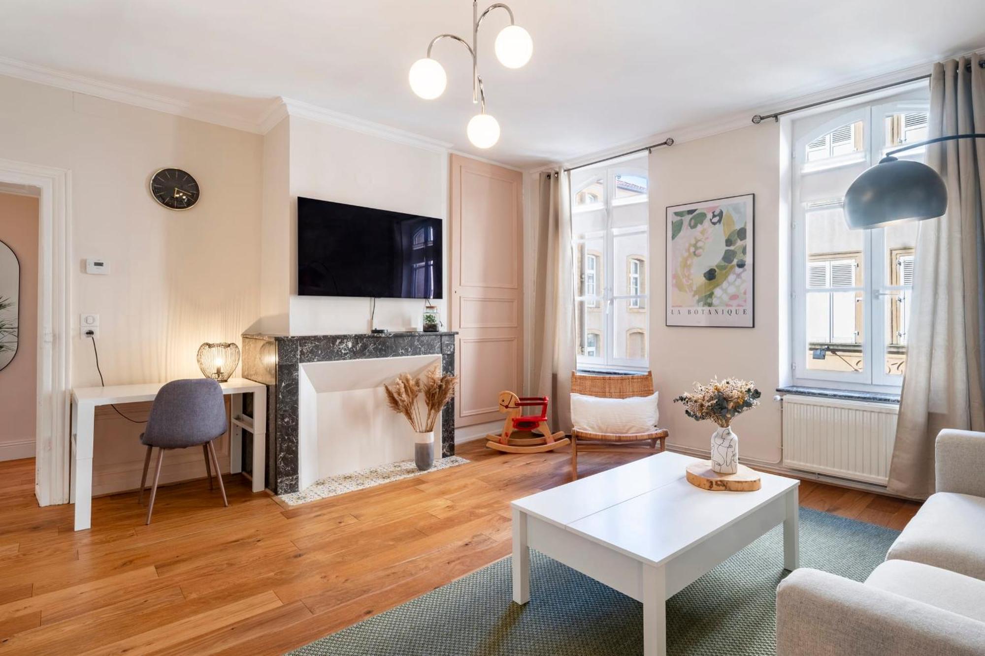 Le Charlise Apartment Мец Екстериор снимка